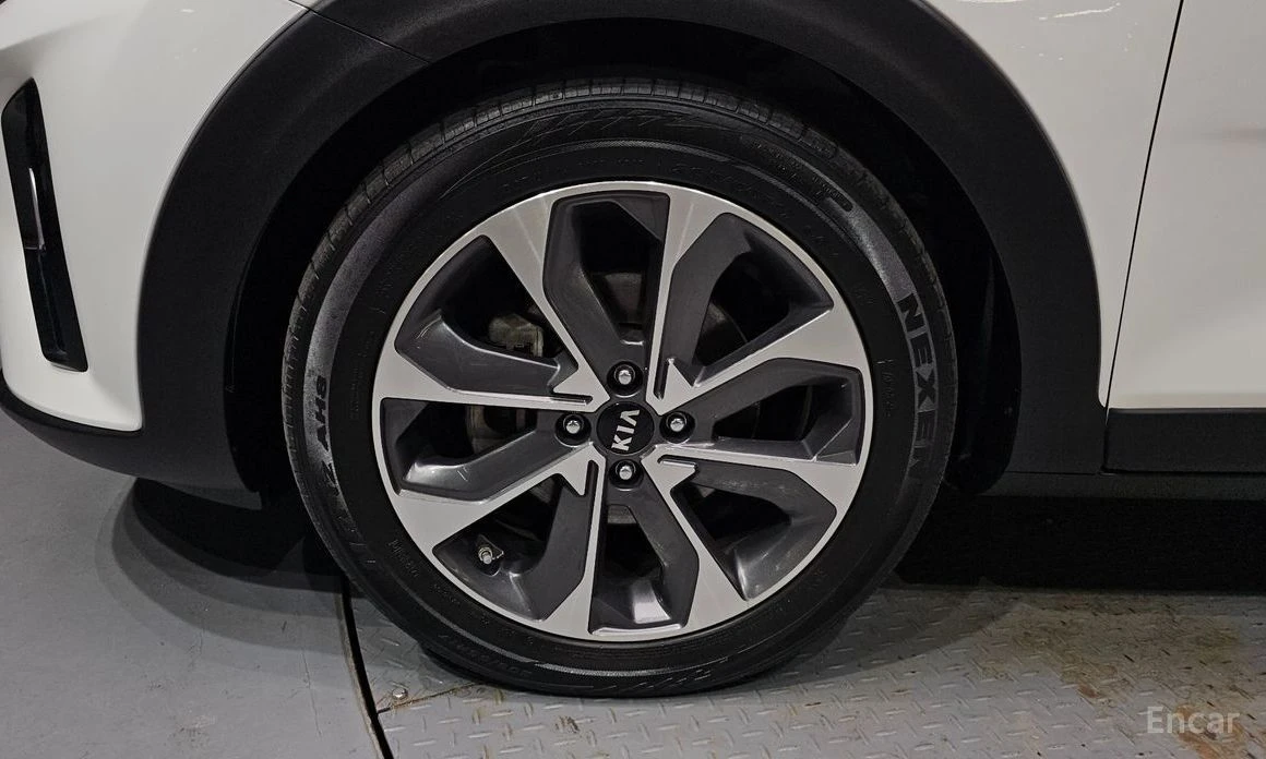 Kia Stonic  - изображение 5