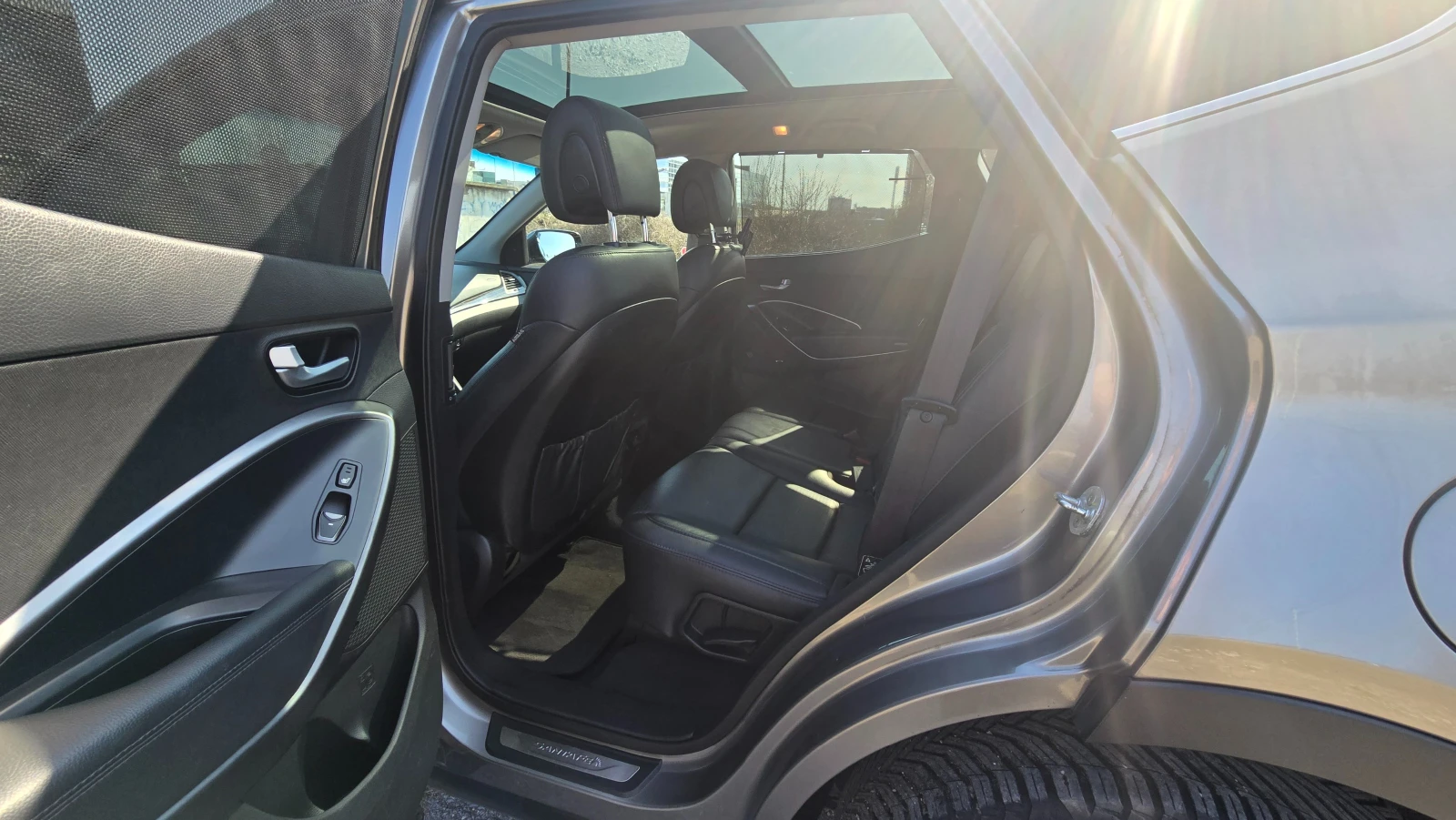 Hyundai Santa fe Limited, снимка 6 - Автомобили и джипове - 53814853