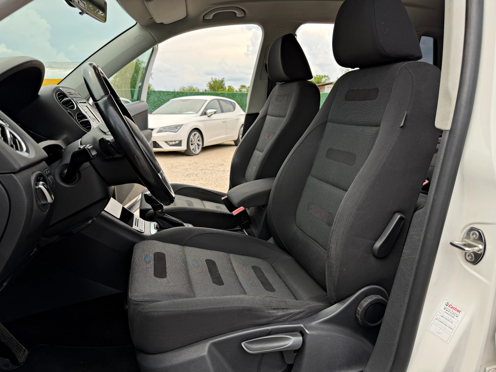 VW Tiguan 4 Motion DSG, снимка 11 - Автомобили и джипове - 54870053