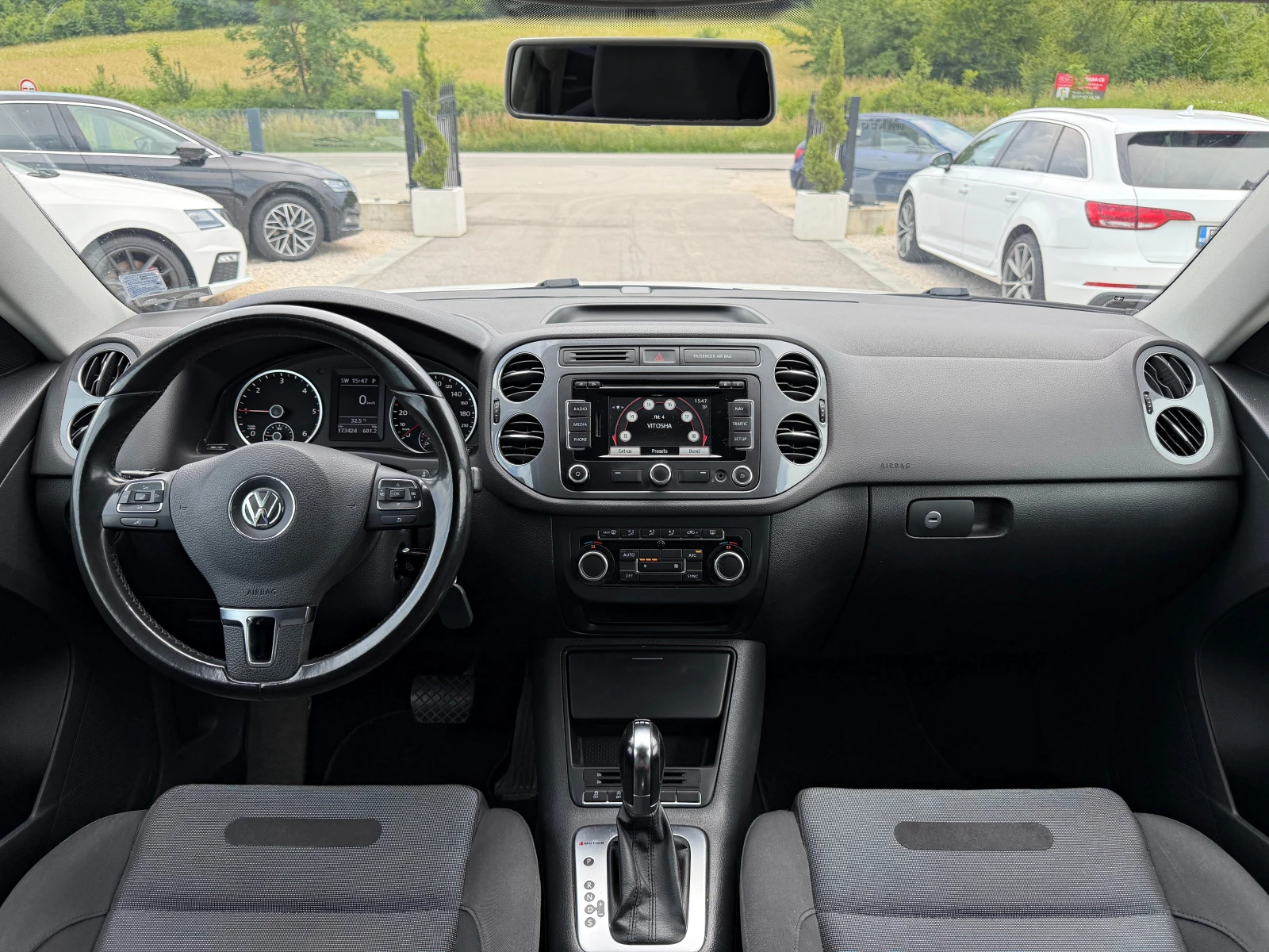 VW Tiguan 4 Motion DSG, снимка 8 - Автомобили и джипове - 54870053