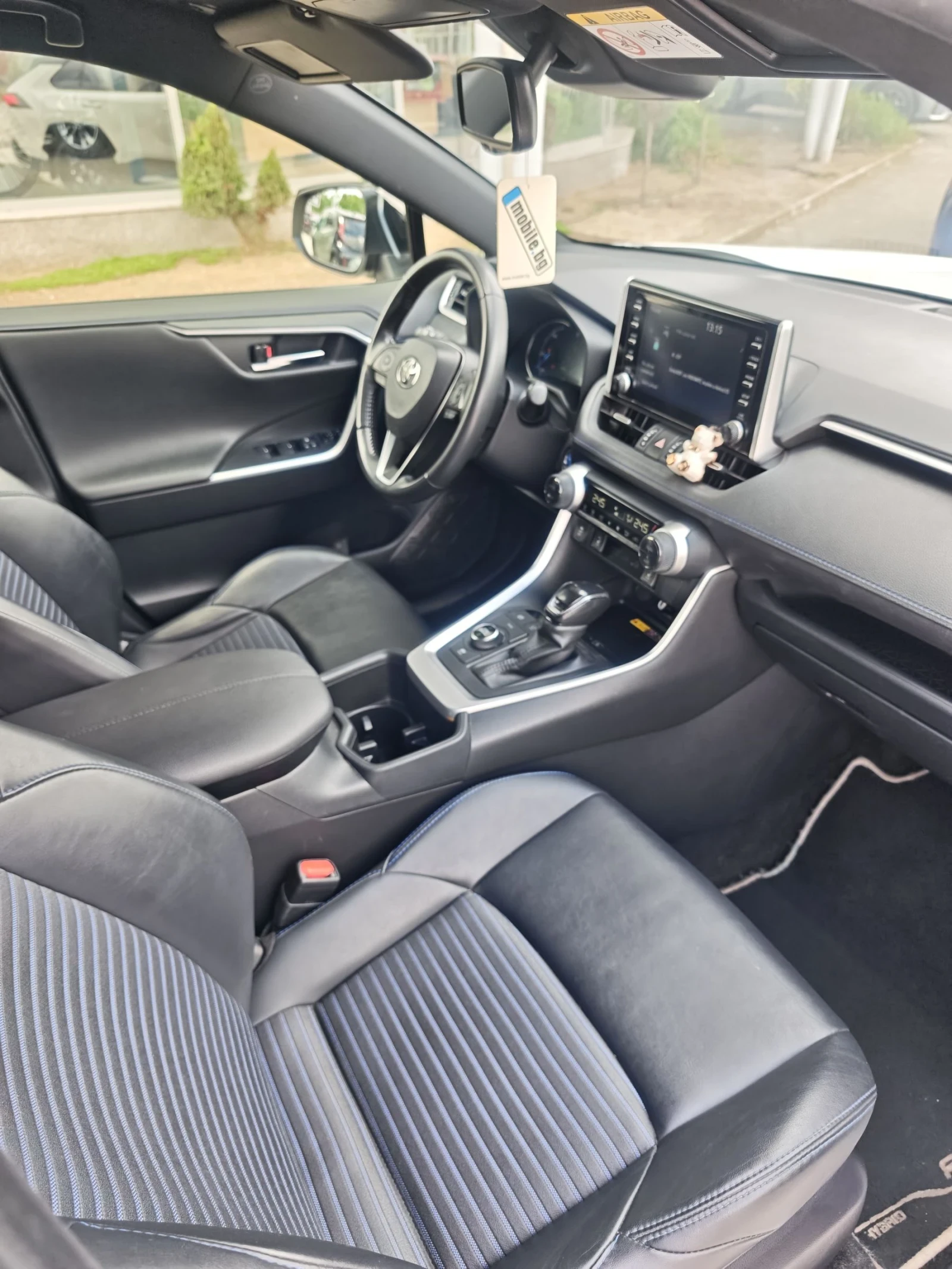 Toyota Rav4 4х4, ДИСТРОНИК, ПОГРЕВ, КАМЕРА, ФУЛ! , снимка 13 - Автомобили и джипове - 54974294