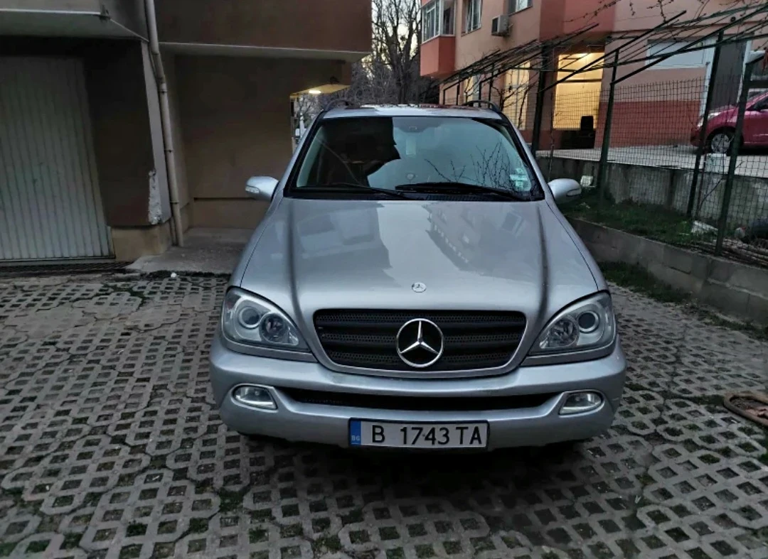 Mercedes-Benz ML 320 Газ Бензин 218к.с. фейс, снимка 2 - Автомобили и джипове - 55371423