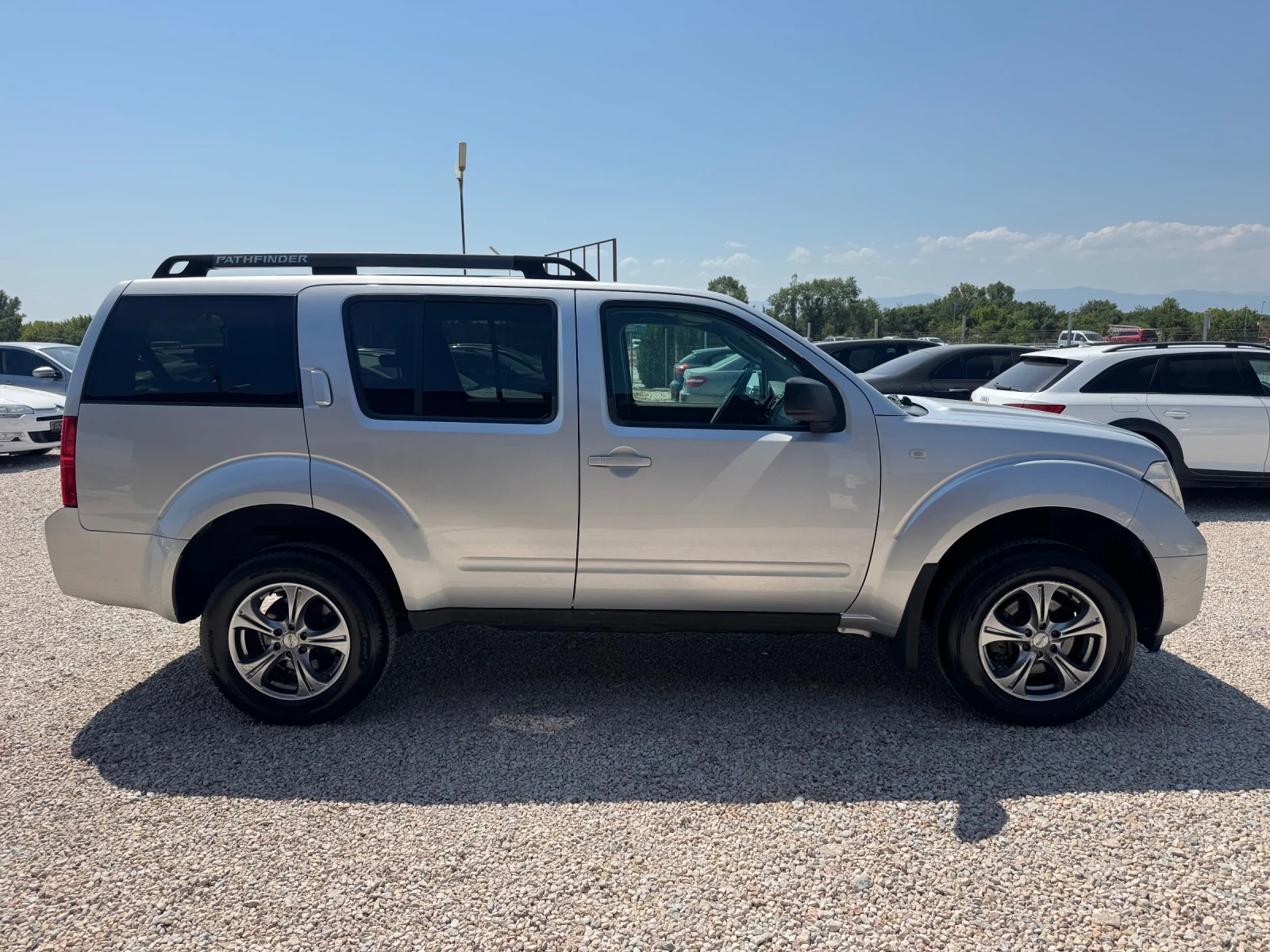 Nissan Pathfinder * 2.5D* 175к.с* 4Х4* , снимка 6 - Автомобили и джипове - 55553037