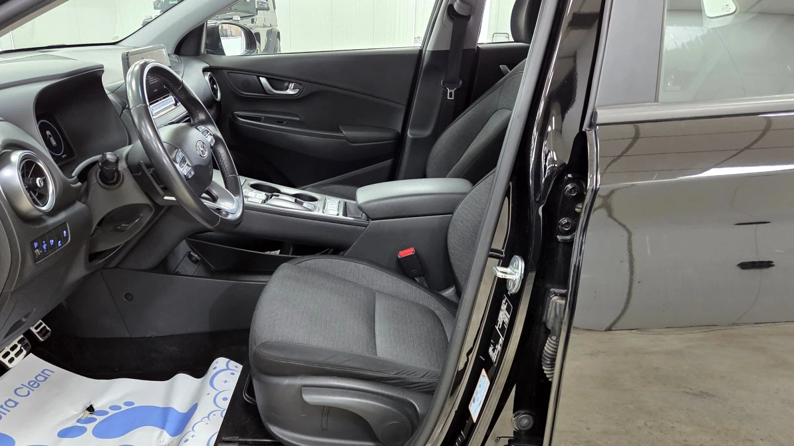 Hyundai Kona SOH100%/Гаранционен/Сервизна Книжка, снимка 6 - Автомобили и джипове - 55994225