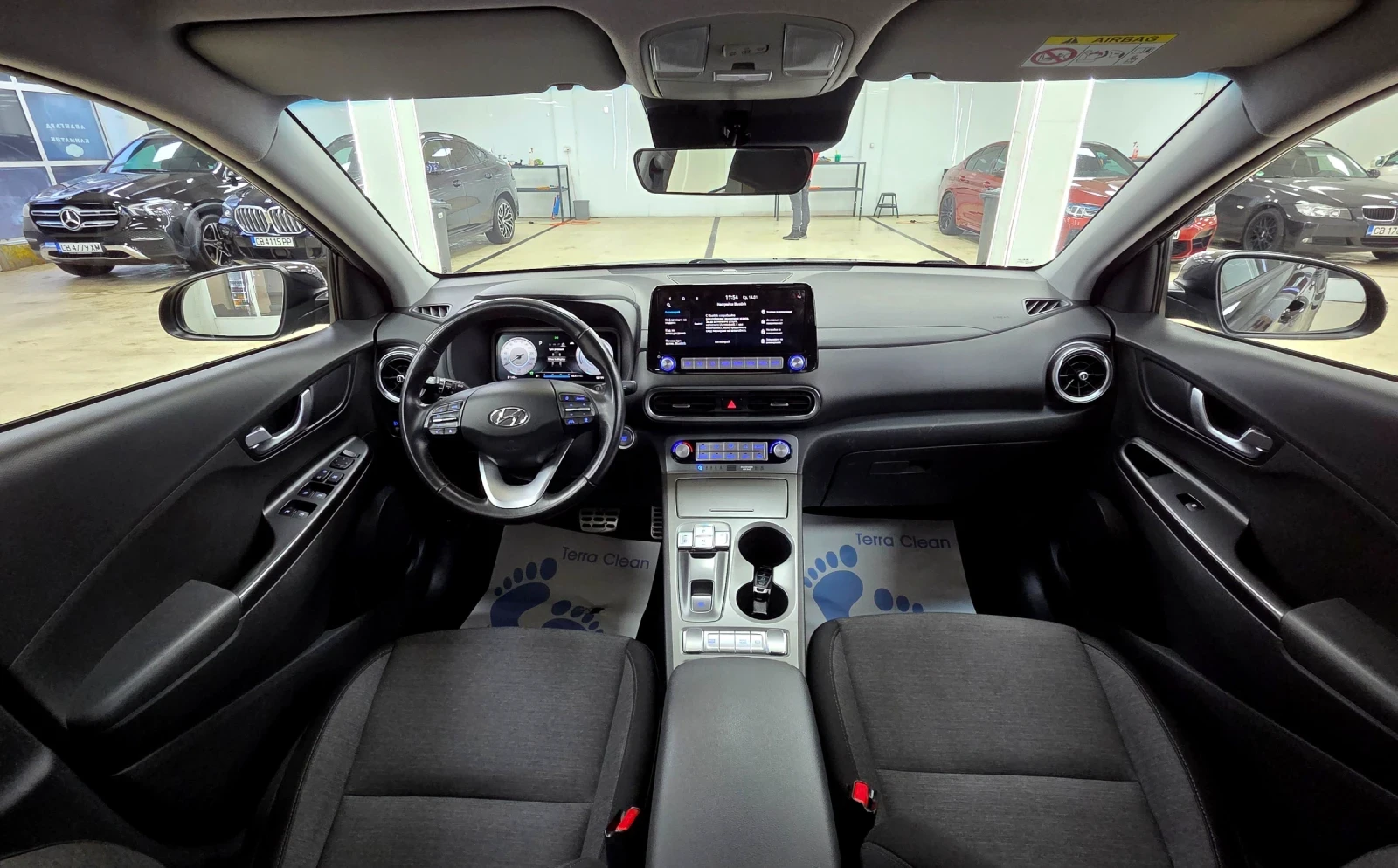 Hyundai Kona SOH100%/Гаранционен/Сервизна Книжка, снимка 10 - Автомобили и джипове - 55994225