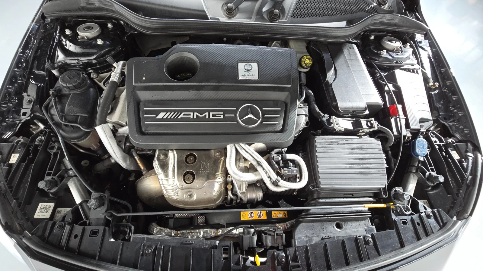 Mercedes-Benz GLA 45 AMG 4Matic, снимка 5 - Автомобили и джипове - 56209175
