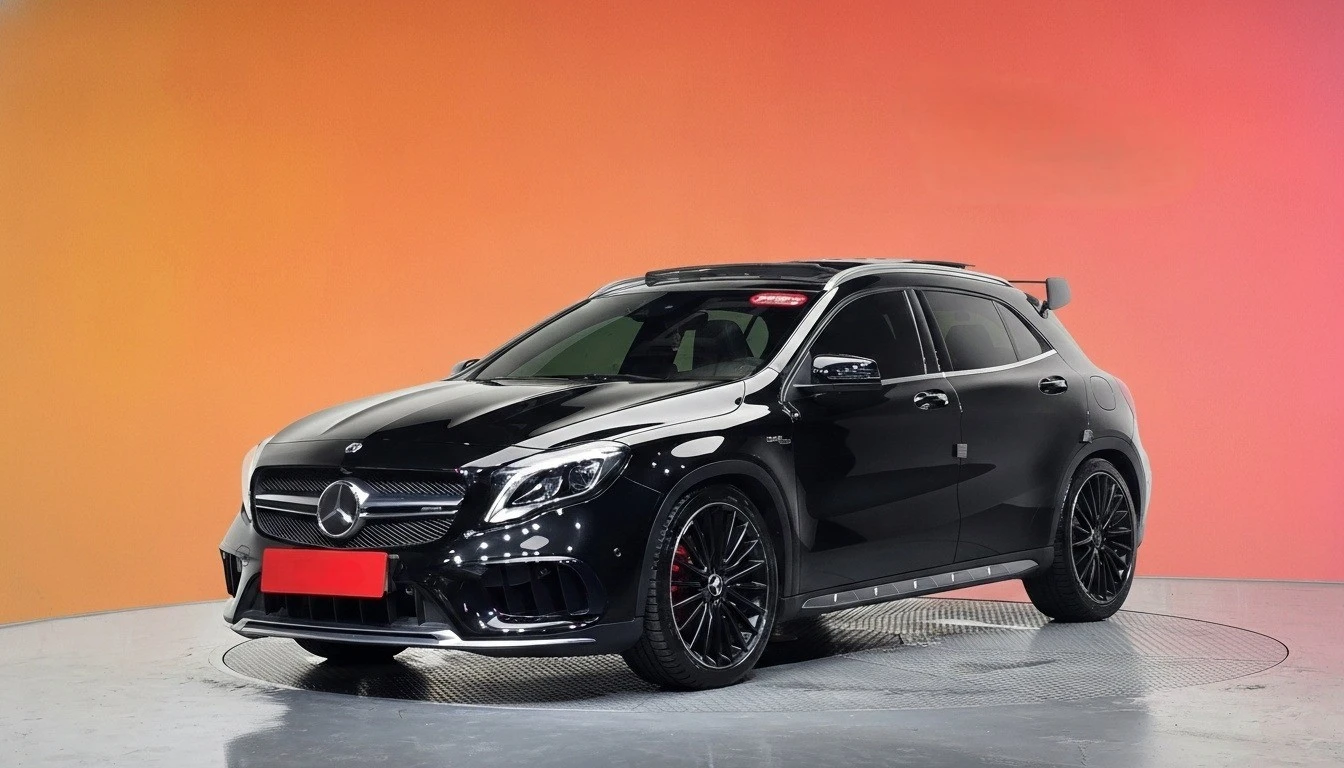 Mercedes-Benz GLA 45 AMG 4Ьфешс