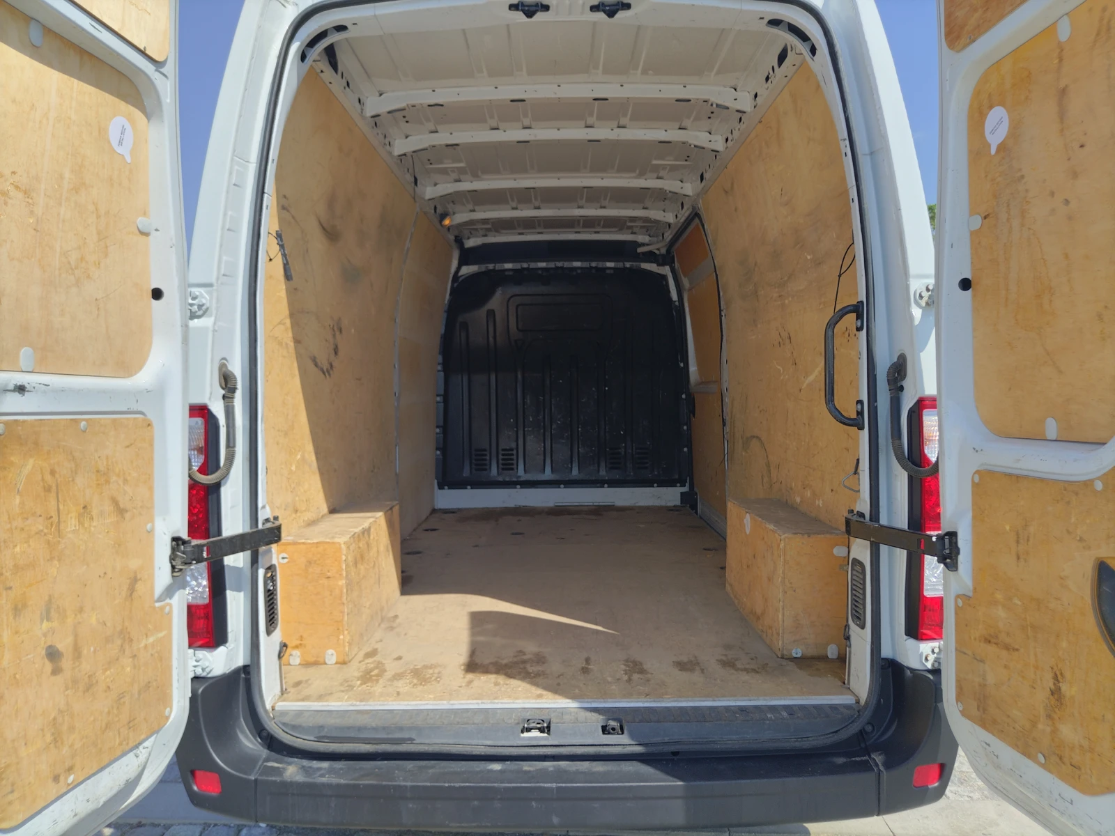Renault Master 2.3dCi/135к.с/ L2H2 - изображение 9