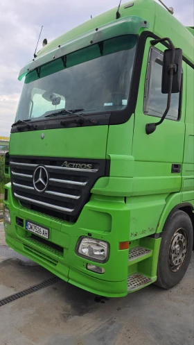     Mercedes-Benz Actros 1844
