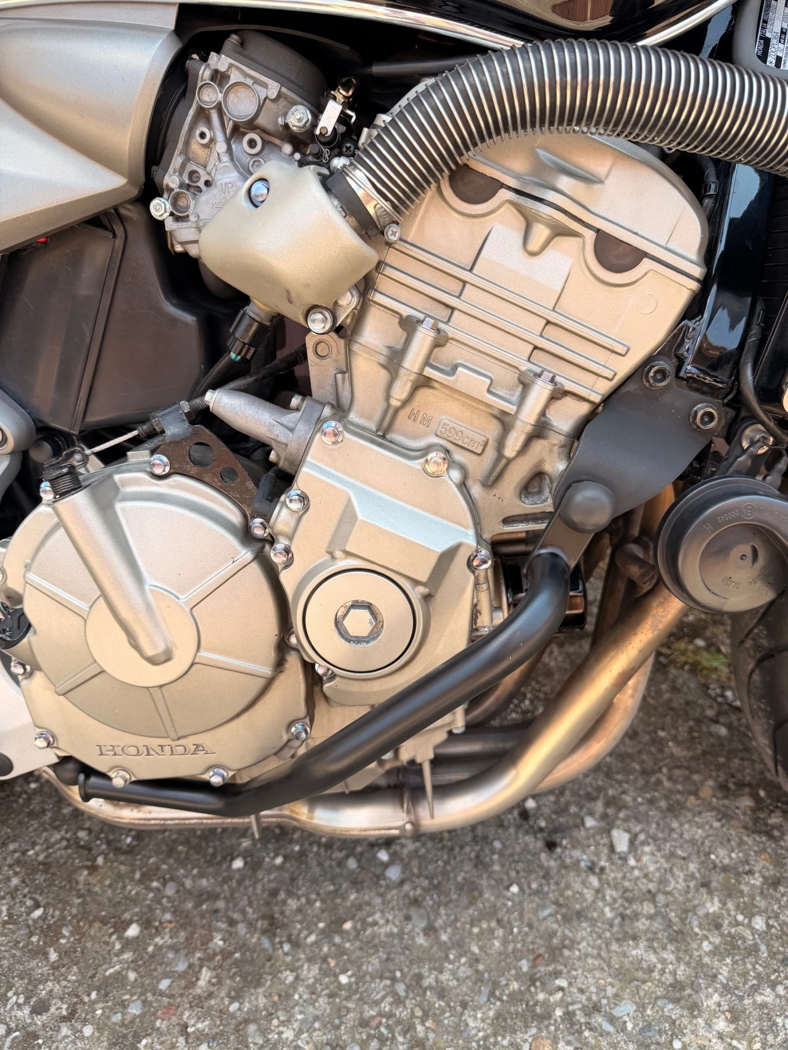 Honda Hornet 600 Mivv, снимка 11 - Мотоциклети и мототехника - 55332420