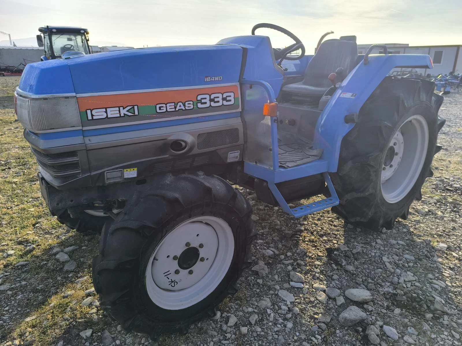 Трактор ISEKI Саки агро Сливен, снимка 11 - Селскостопанска техника - 53997291