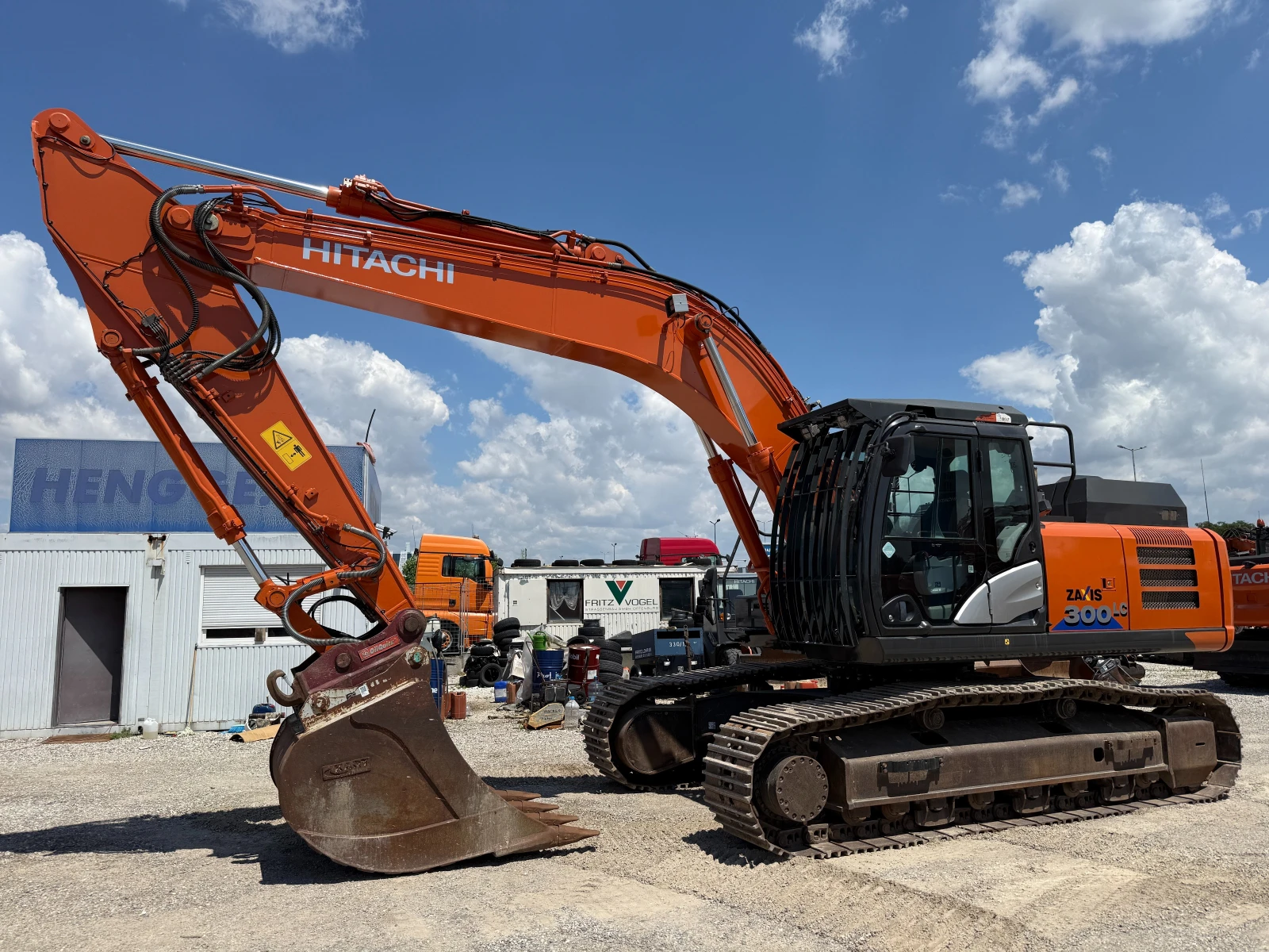 Багер Hitachi ZX 300 LCN-6, снимка 7 - Индустриална техника - 54971291