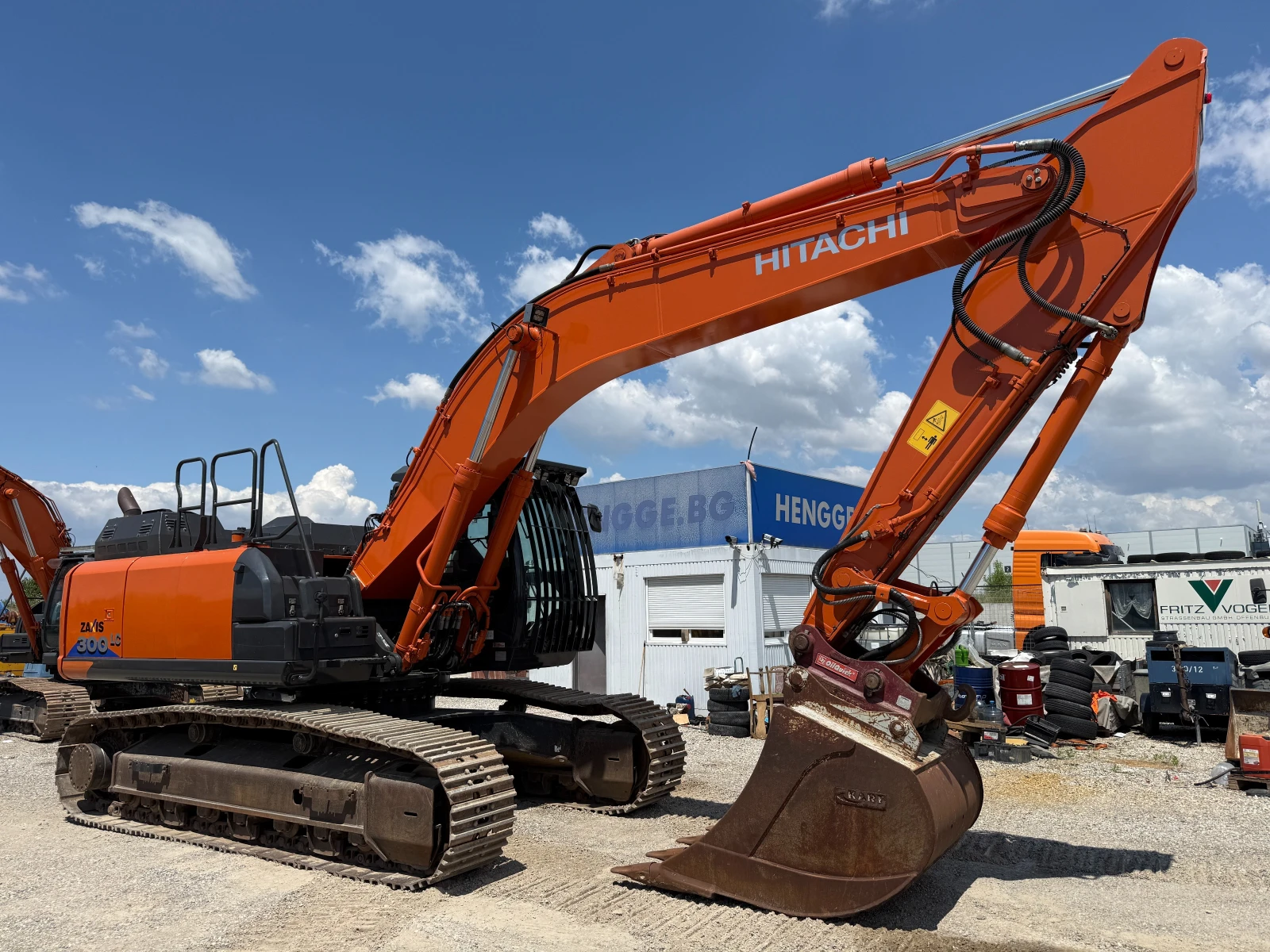 Багер Hitachi ZX 300 LCN-6, снимка 15 - Индустриална техника - 54971291