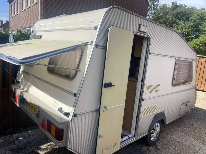 Каравана KIP Kg40ek Grey line , снимка 5 - Каравани и кемпери - 51967605