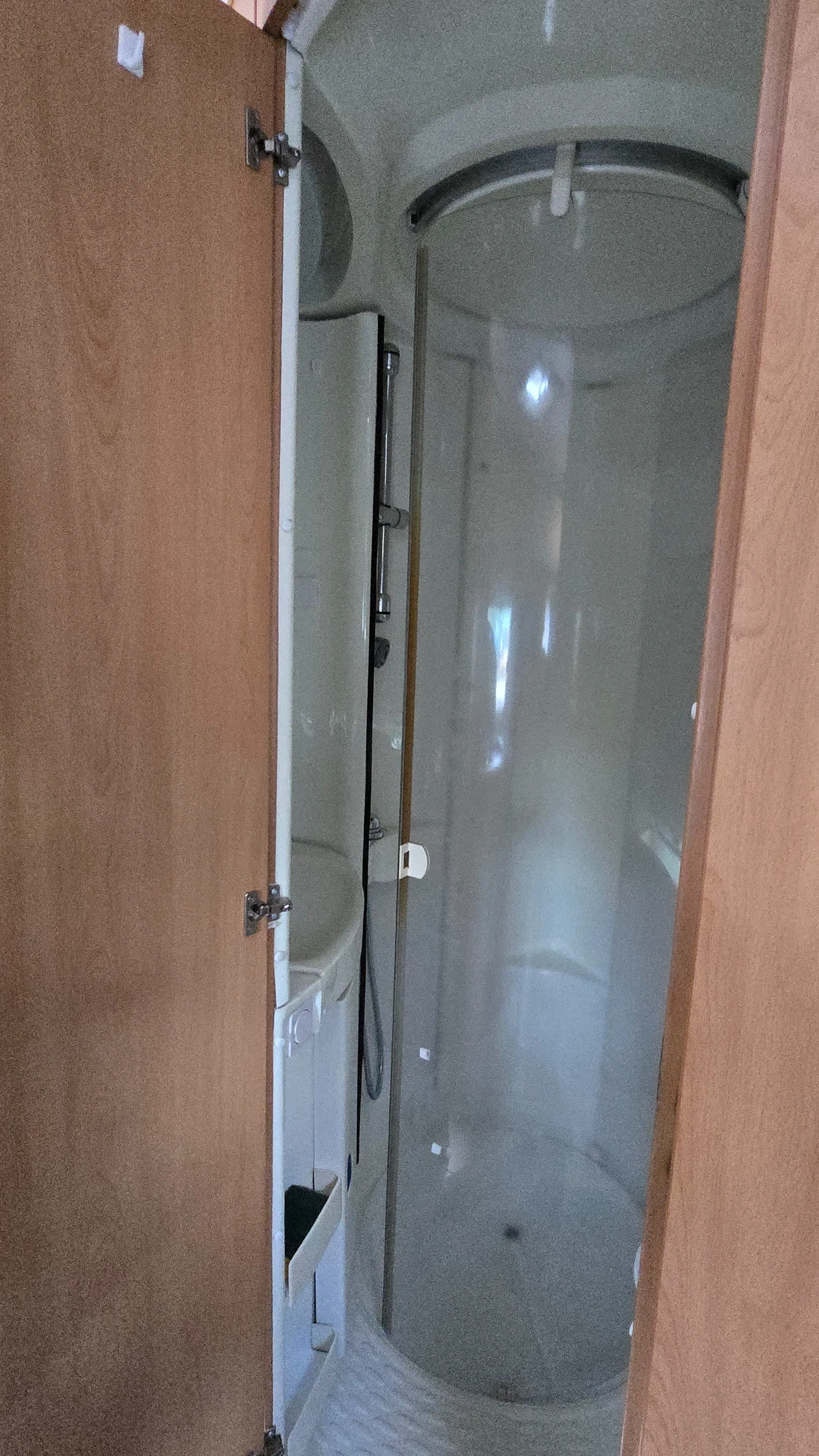 Кемпер Fiat Ducato , снимка 11 - Каравани и кемпери - 55976996