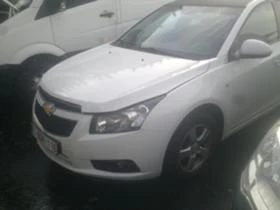 Chevrolet Cruze 1.8i 16V / 2.0 VCDi, снимка 1