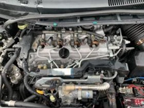 Toyota Auris 15броя 2.2D-CAT 177кс. НА ЧАСТИ, снимка 12