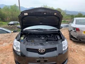Toyota Auris 15броя 2.2D-CAT 177кс. НА ЧАСТИ, снимка 7