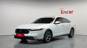 Honda Accord 1.5T * DISTR * ЛЮК * КАМЕРА * ПОДГРЕВ, снимка 1