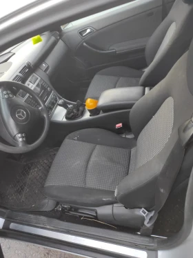 Mercedes-Benz C 200, снимка 3