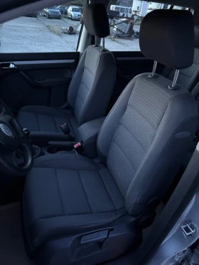 Обява за продажба на VW Touran 2.0 TDI  ~6 850 лв. - изображение 8 | Auto.bg Обява за продажба на VW Touran 2.0 TDI  ~6 850 лв. - изображение 8