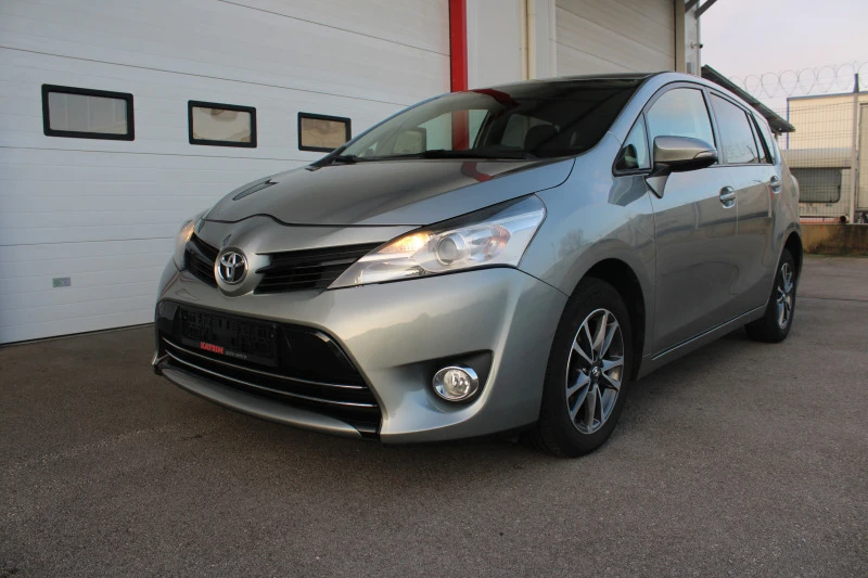 Toyota Verso 1.6I, снимка 1 - Автомобили и джипове - 43341221