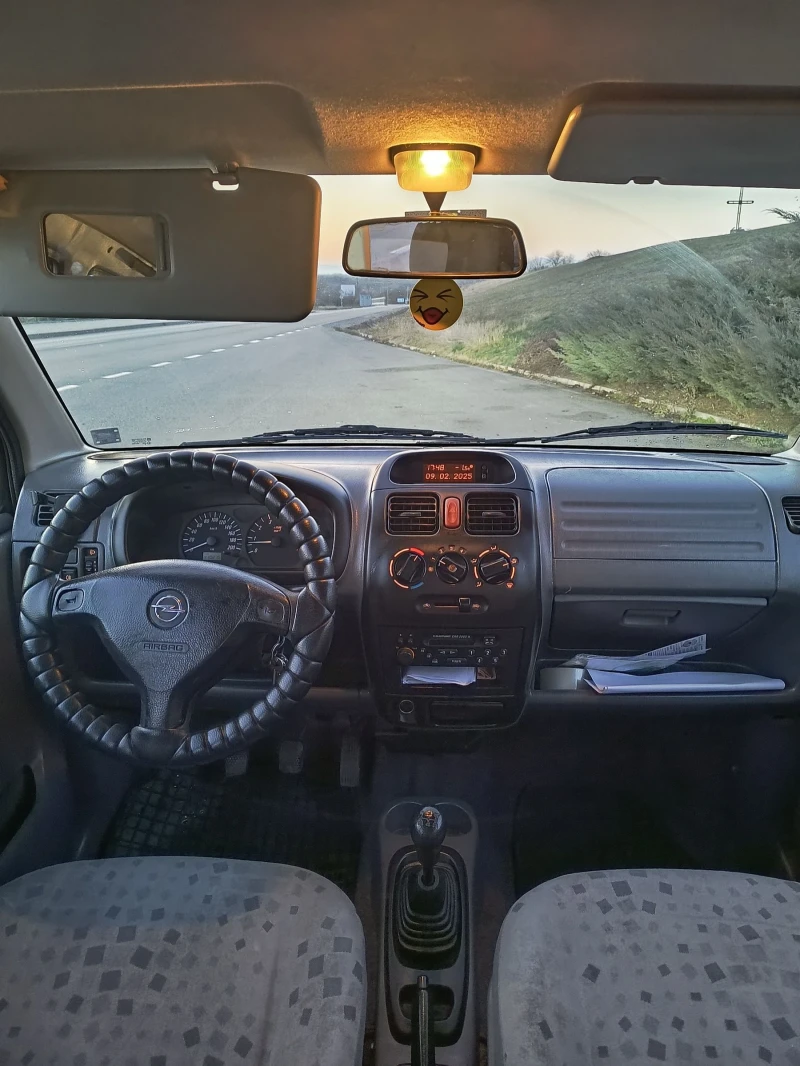 Opel Agila 1.2 , снимка 6 - Автомобили и джипове - 49103771