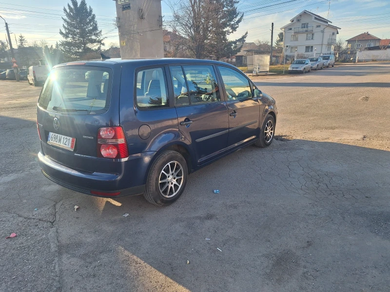 VW Touran, снимка 6 - Автомобили и джипове - 49533535