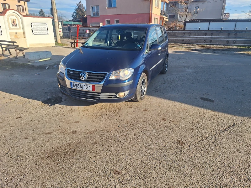 VW Touran, снимка 3 - Автомобили и джипове - 49533535