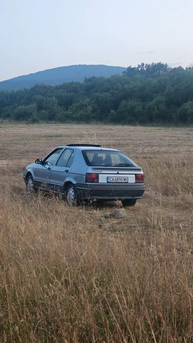 Renault 19, снимка 11 - Автомобили и джипове - 50742052