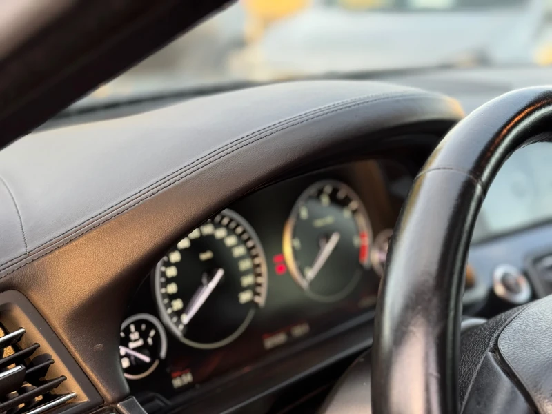 BMW 530 Mpack, снимка 9 - Автомобили и джипове - 52237468