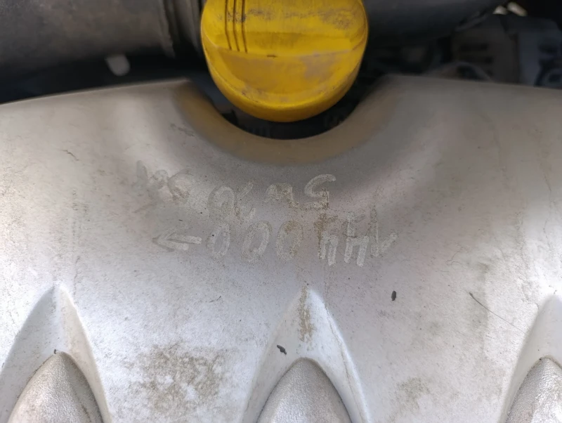 Renault Clio 1.6, снимка 9 - Автомобили и джипове - 52974555