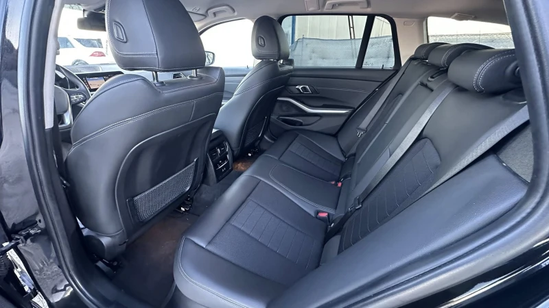 BMW 318 G21| MILD| NAVI| РЕКАРО| ПЕРФЕКТНО СЪСТОЯНИЕ, снимка 14 - Автомобили и джипове - 53113183