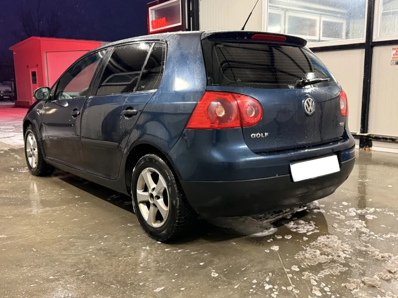 VW Golf 1.9 TDI 6СК, снимка 3 - Автомобили и джипове - 53131695