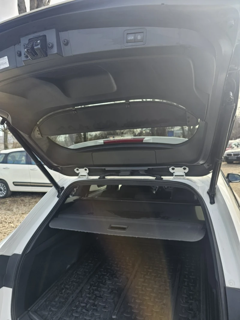 Toyota Corolla 1.8Hybrid, Business, 2020, FULL LED, снимка 7 - Автомобили и джипове - 53136406