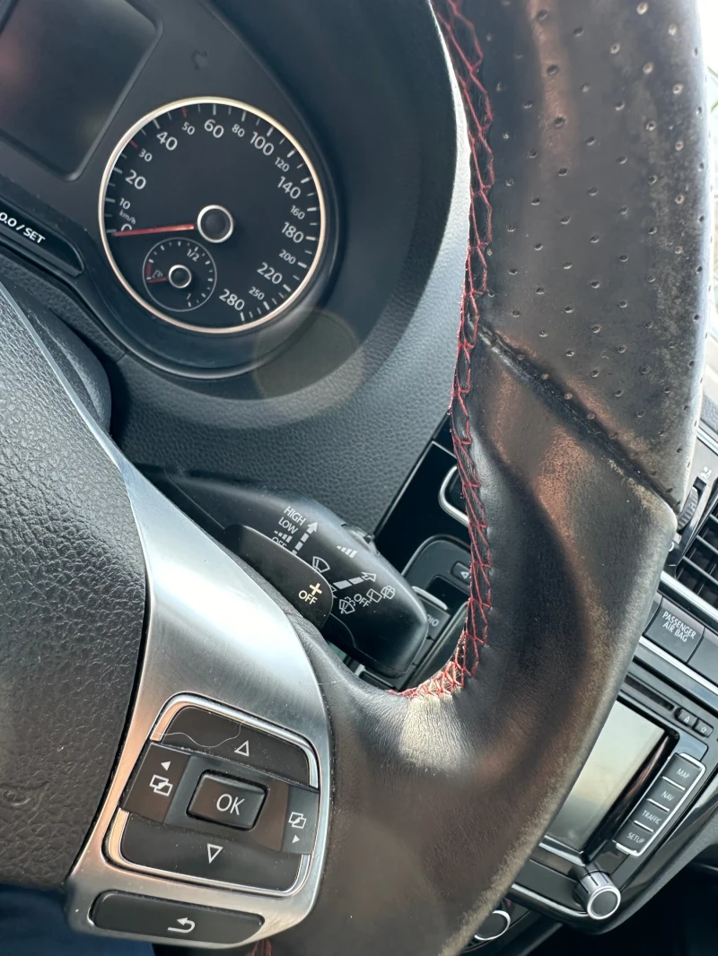 VW Polo 1.4 GTI DSG, снимка 17 - Автомобили и джипове - 53474519