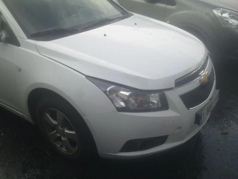 Chevrolet Cruze 1.8i 16V / 2.0 VCDi - изображение 2