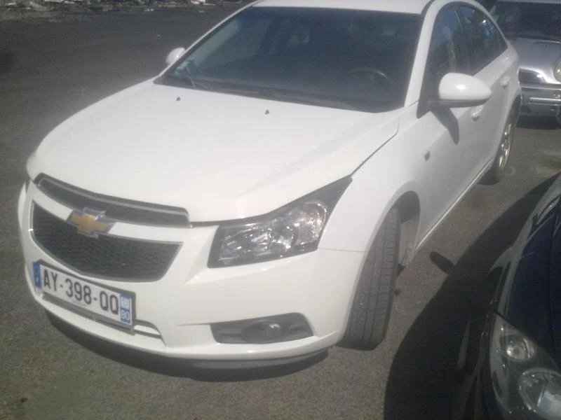 Chevrolet Cruze 1.8i 16V / 2.0 VCDi - изображение 7