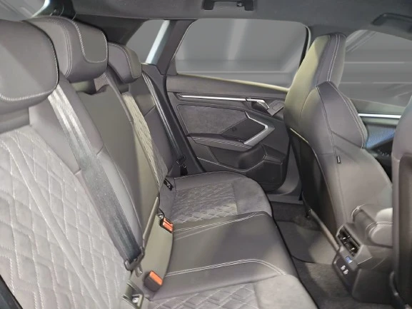 Audi A3 Sportback 40 TFSIe Quattro S-line = NEW = Гаранция - изображение 10