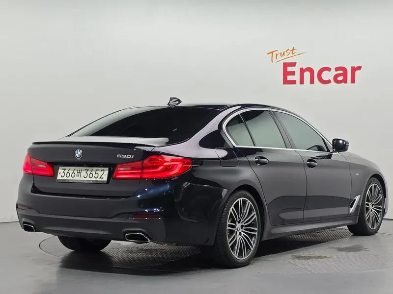 BMW 530 I M Sports Plus, снимка 2 - Автомобили и джипове - 55832756