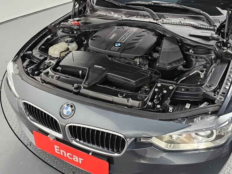 BMW 320 D, снимка 6 - Автомобили и джипове - 56699899