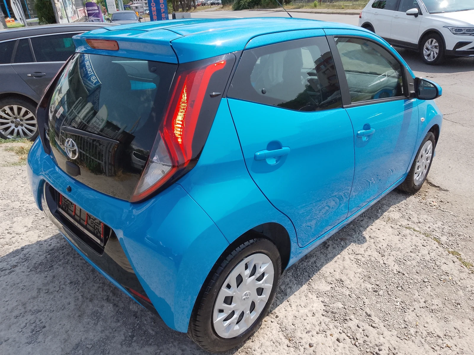 Toyota Aygo 1.0 VVTI/CONNECT/НОВА - изображение 5