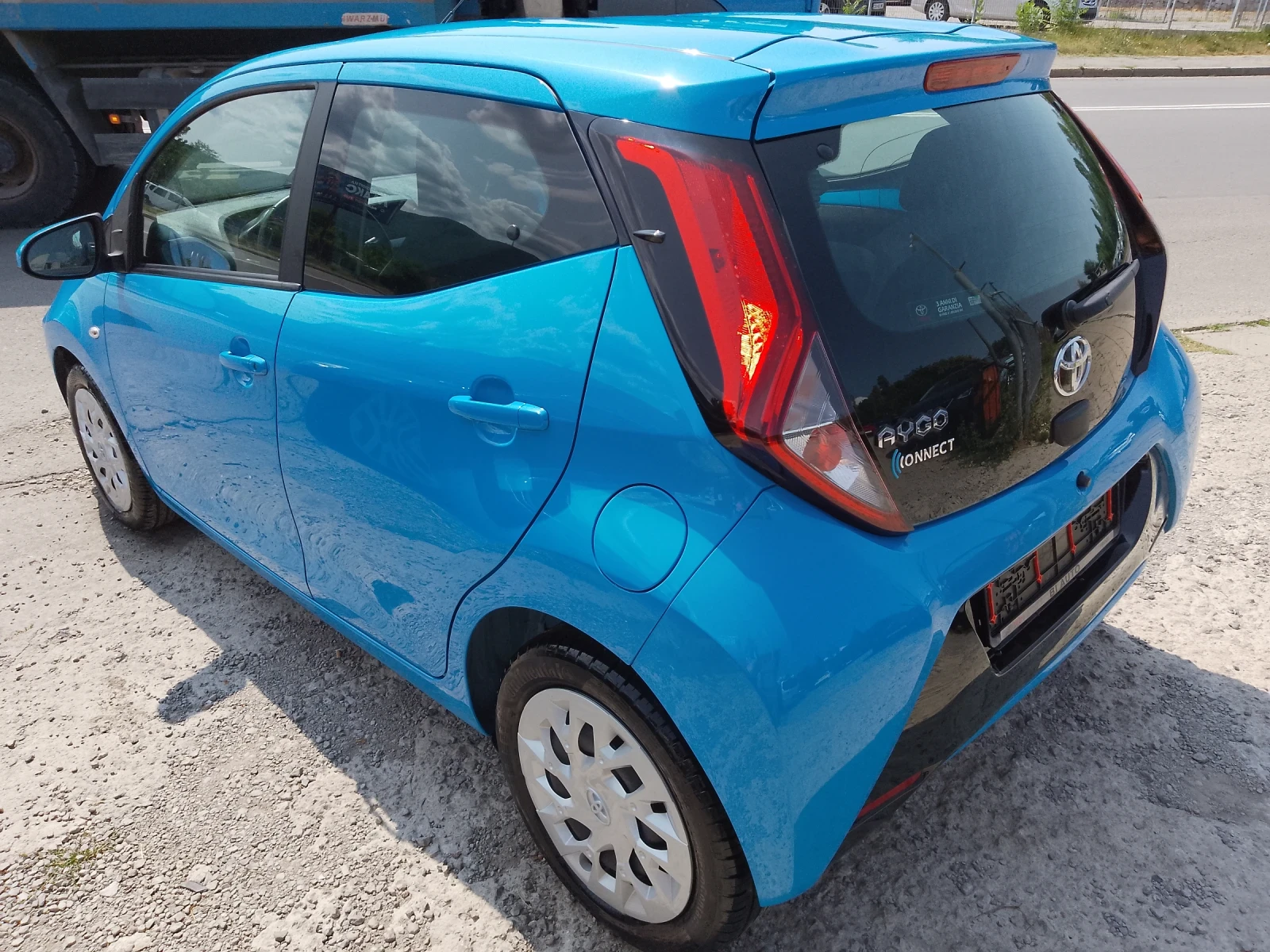 Toyota Aygo 1.0 VVTI/CONNECT/НОВА - изображение 7