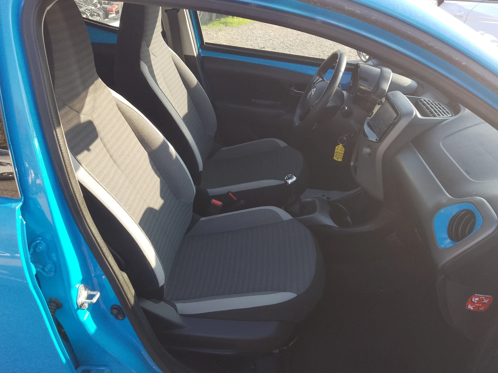 Toyota Aygo 1.0 VVTI/CONNECT/НОВА - изображение 10