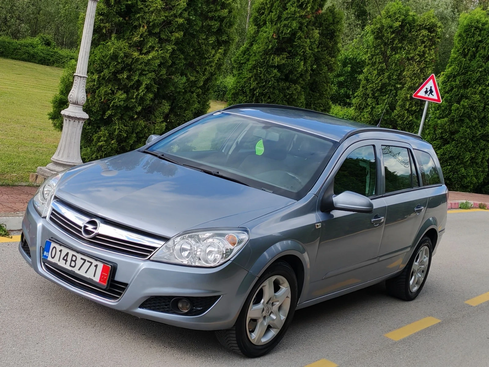 Opel Astra 1.7CDTI(125)* 6-СКОРОСТИ* FACELIFT* НОВ ВНОС*  - изображение 2