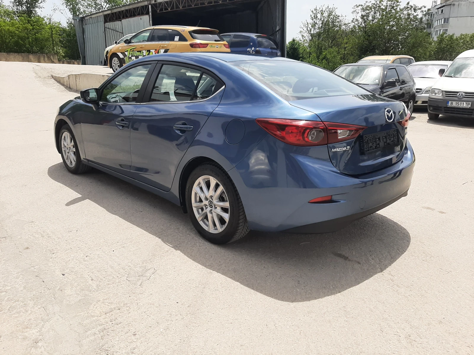 Mazda 3 2.0i AUTOMATIC  - изображение 8