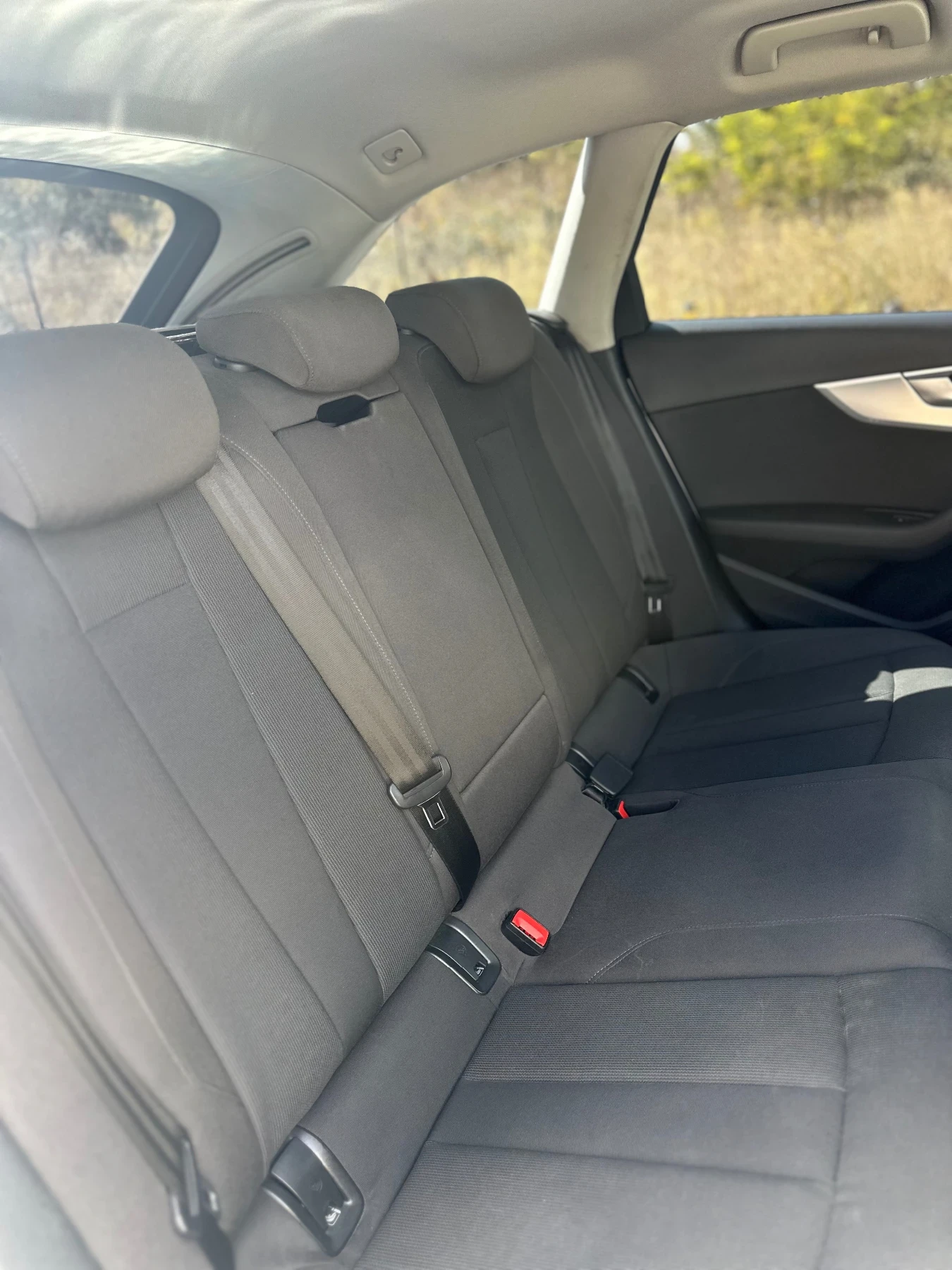 Audi A4 QUATTRO S-LINE 2.0TDI - изображение 10