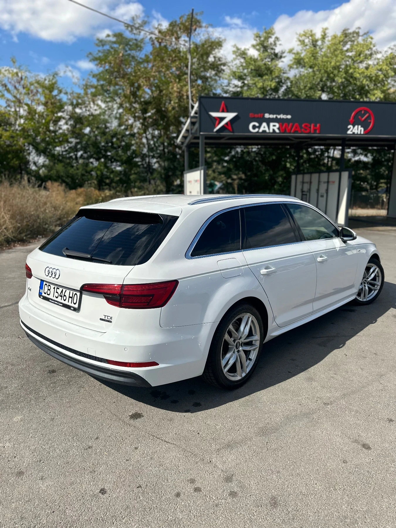 Audi A4 QUATTRO S-LINE 2.0TDI - изображение 4