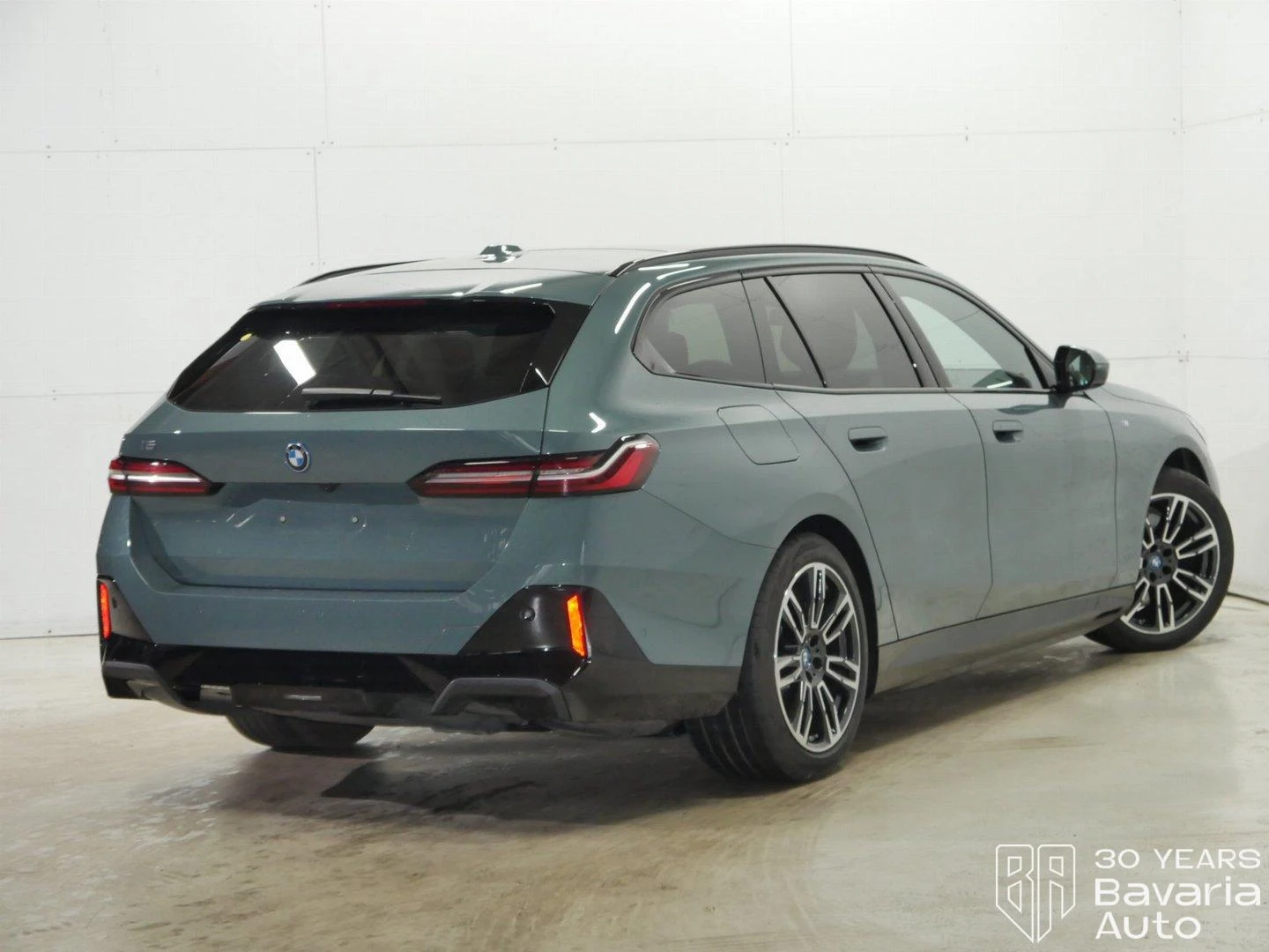 BMW i5 40 eDrive Touring M Sport Paket | Mobile.bg � ����������� 3