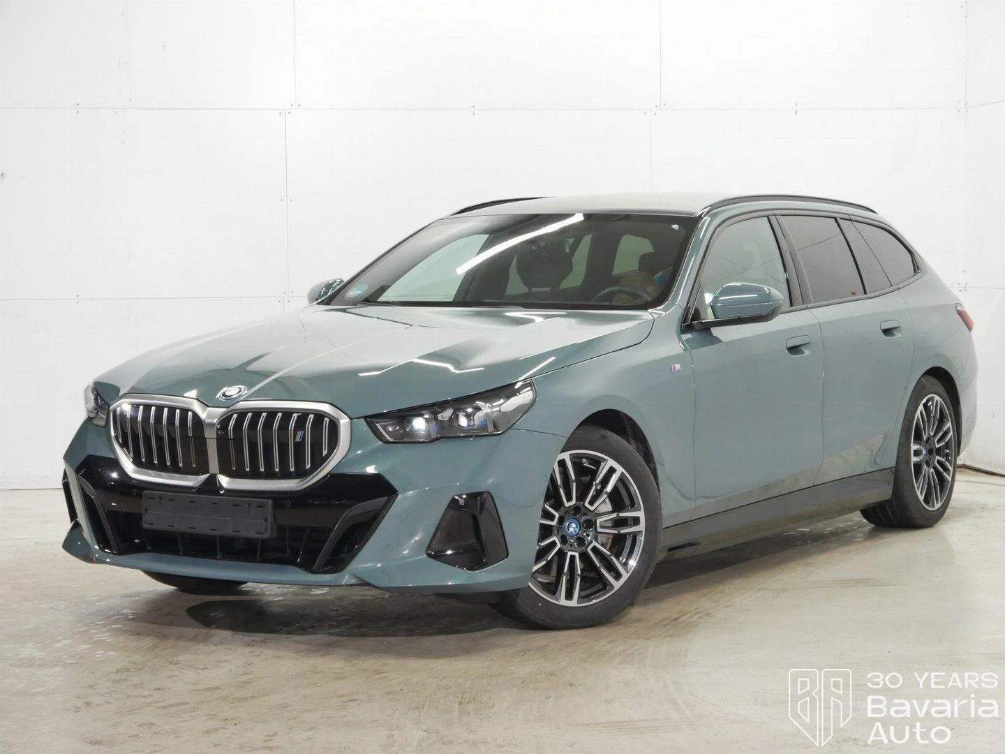 BMW i5 40 eDrive Touring M Sport Paket | Mobile.bg � ����������� 1
